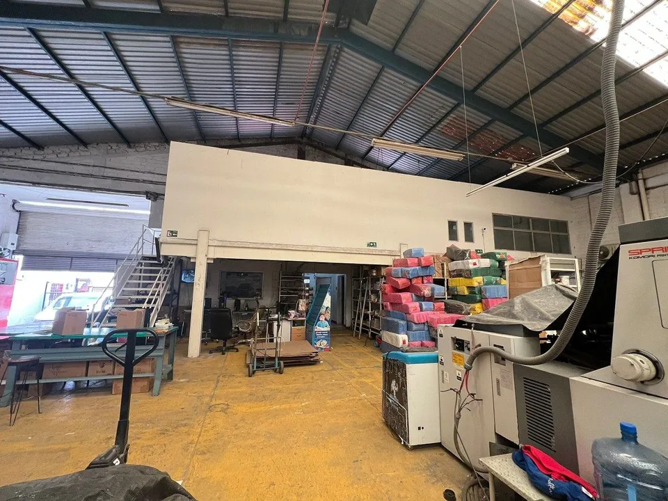 Foto 3 de VENTA: BODEGA INDUSTRIAL Y COMERCIAL