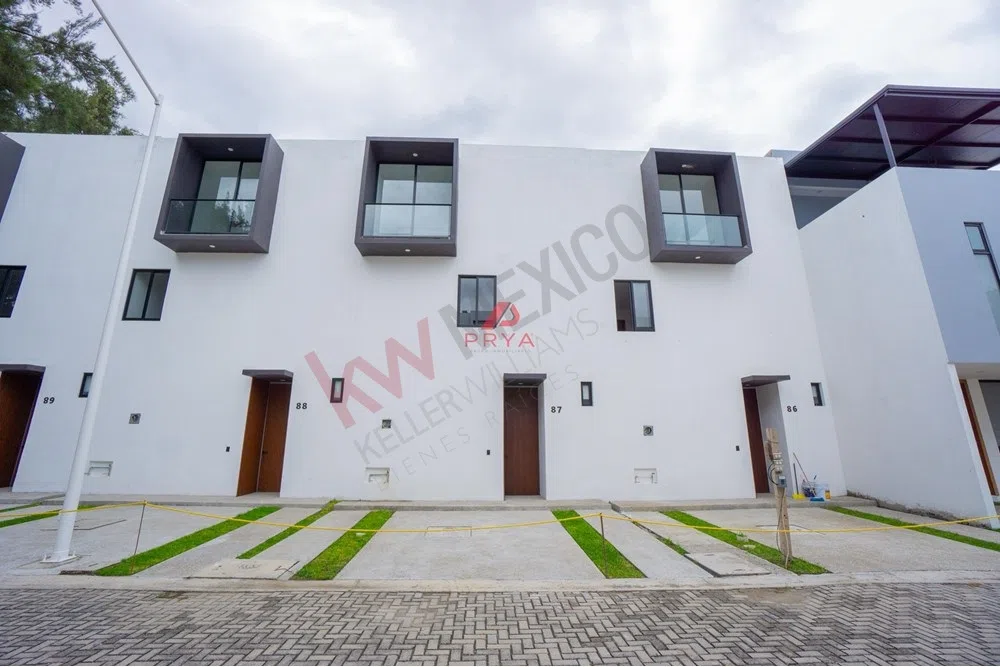Foto 2 de Casa en Venta en Santa Ana Tepetitlán, Zapopan Jalisco.