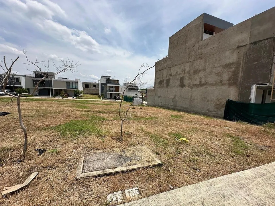 Foto 8 de Terreno en venta en Valle Imperial, Zapopan