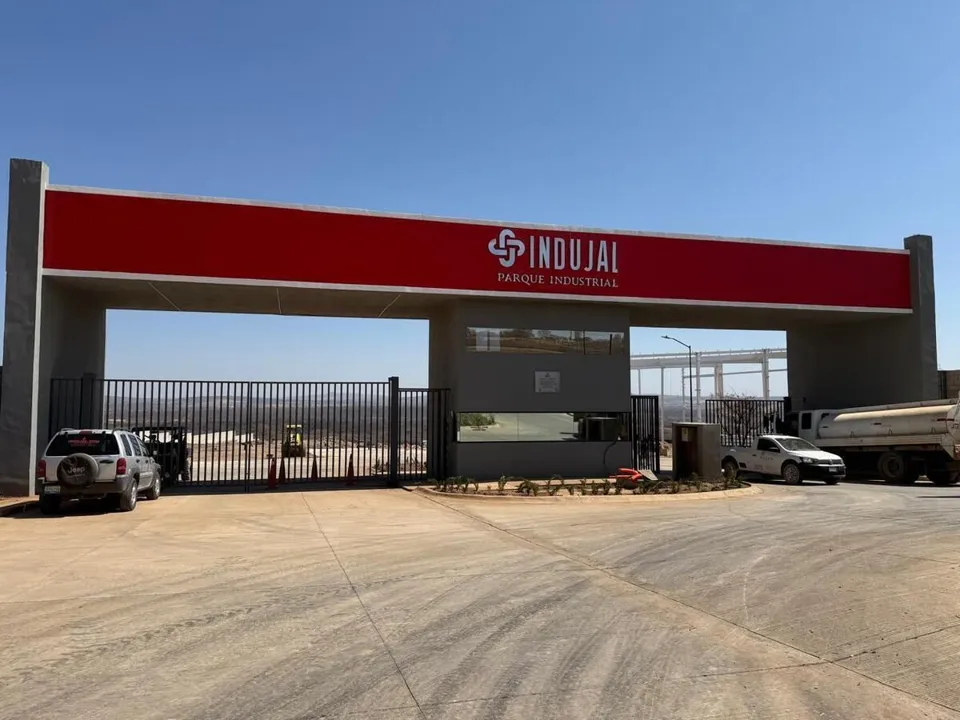 Lotes dentro de Parque Industrial en Venta INDUJAL