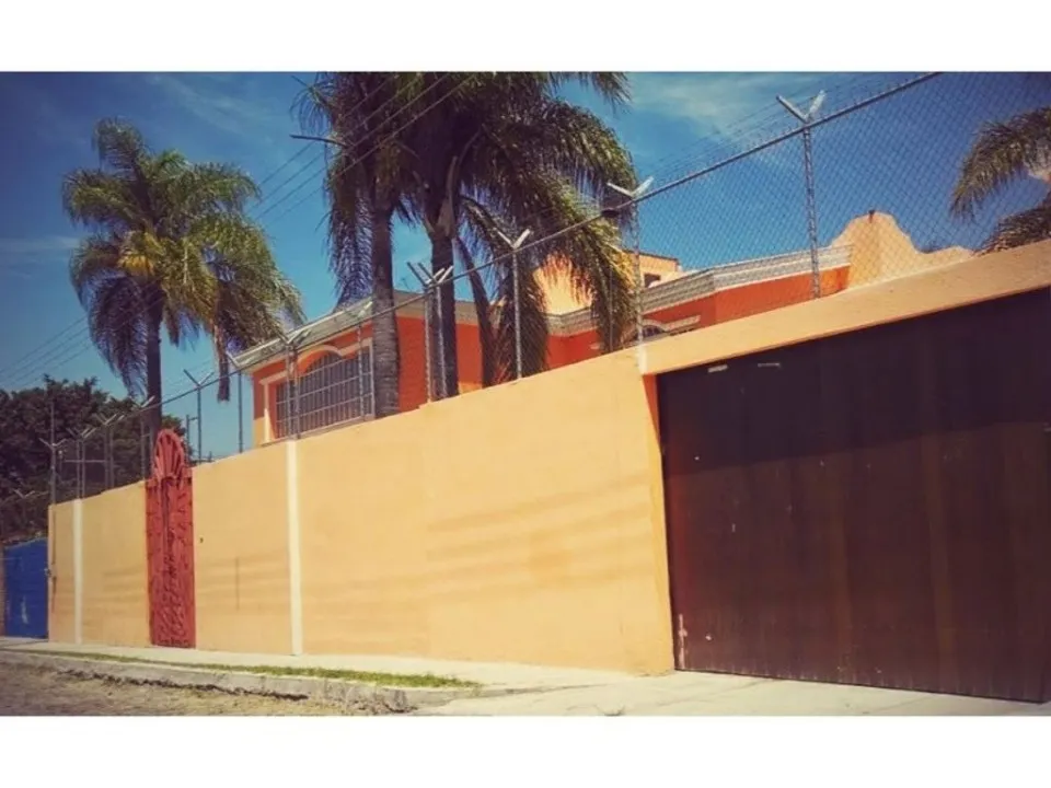 Foto 2 de Casa en venta en Vereda Del Jazmín, Los Sauces, Tlajomulco De Zúñiga