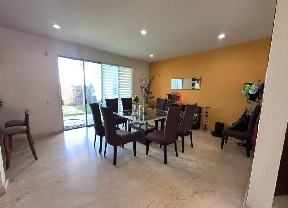 Foto 3 de Casa en venta y renta en Callejon Del Iris, Bugambilias, Zapopan