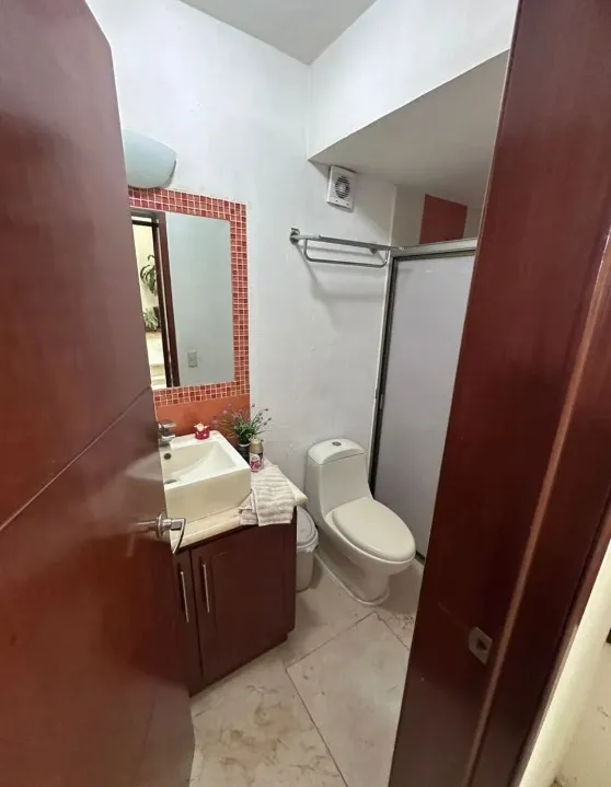 Foto 6 de Casa en venta y renta en Callejon Del Iris, Bugambilias, Zapopan