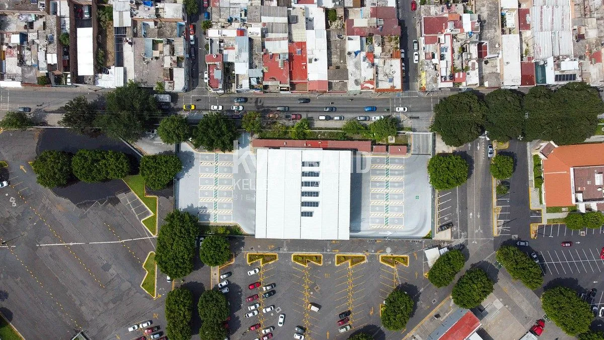 Foto 8 de Terreno Comercial en Renta 4,208 m2 | Sam's Club Tlaquepaque