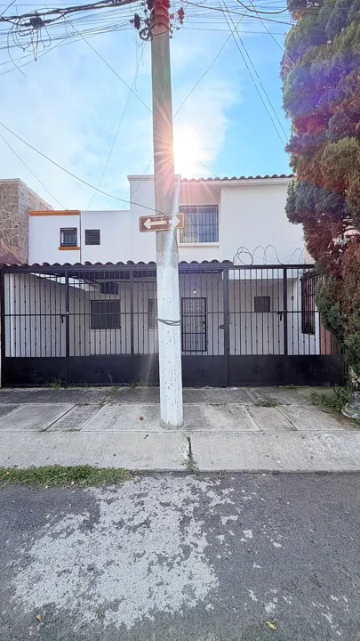CASA EN RENTA COLONIA GIRASOLES ELITE