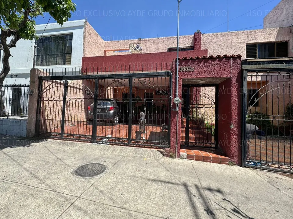 CASA SANTA MONICA 1084A
