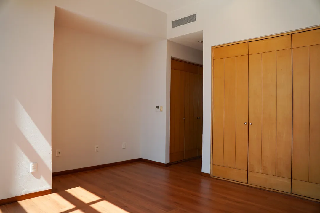 Foto 6 de DEPARTAMENTO VENTA TORRE VIDA ANDARES REMODELADO
