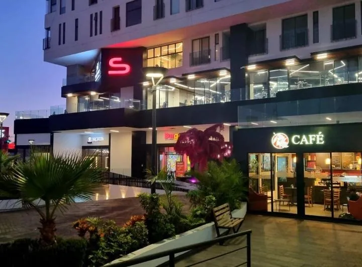 Foto 4 de Local en Centro Comercial en renta en Avenida Tepeyac, Jardines Del Tepeyac, Zapopan