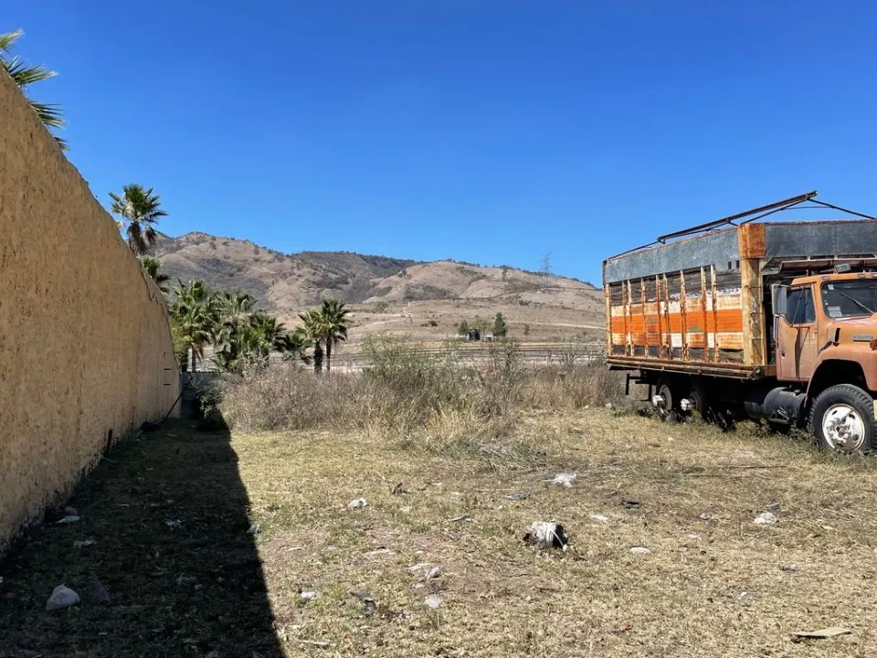 Terreno en venta en Paseo de las Orquídeas, Fraccionamiento Lomas de Tesistán, Zapopan