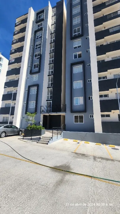 Departamento en renta en Calle Talavera Poniente, Real de Valdepeñas, Zapopan