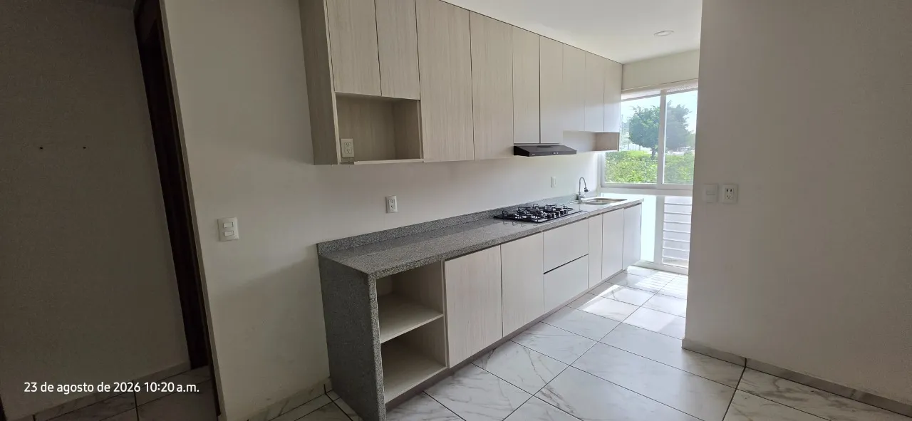 Foto 2 de Departamento en renta en Calle Talavera Poniente, Real de Valdepeñas, Zapopan