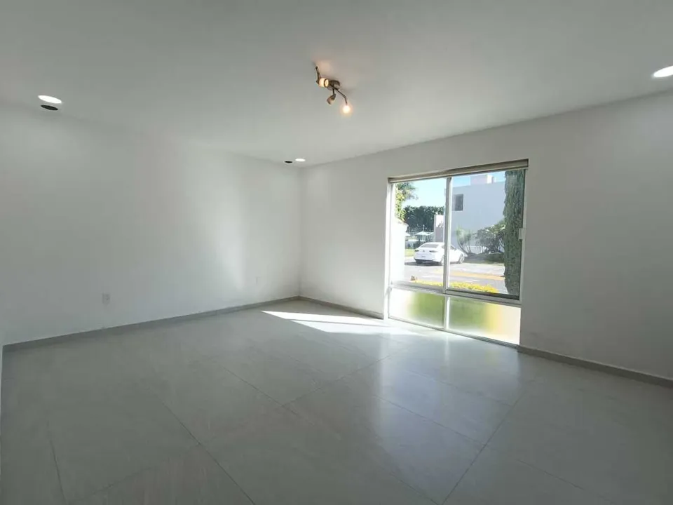 Foto 4 de OPORTUNIDAD VENTA BOSQUES DE SANTA ANITA ARBOLADA