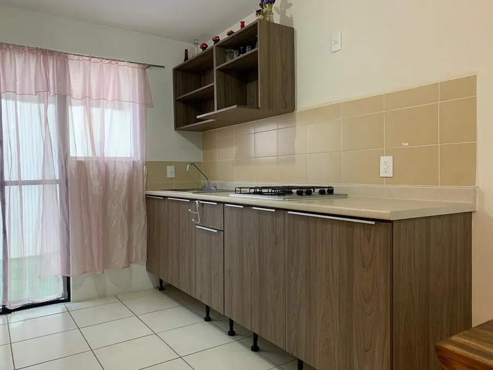 Foto 3 de Casa amueblada en renta en Residencial Las Aves Tesistan