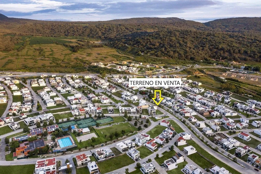 Terreno  Comercial en venta en Fraccionamiento Los Robles, Zapopan