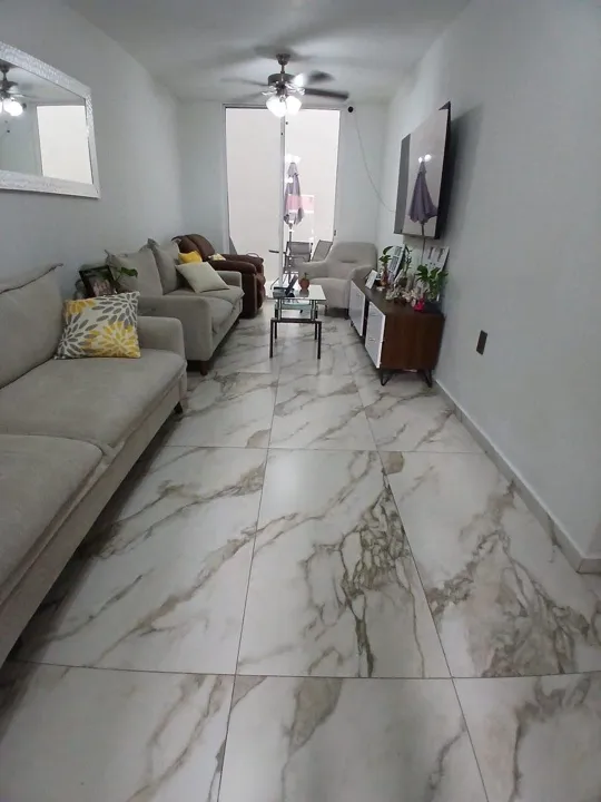 Foto 2 de Casa en Venta en Lomas de Zapopan - Ronda 2215