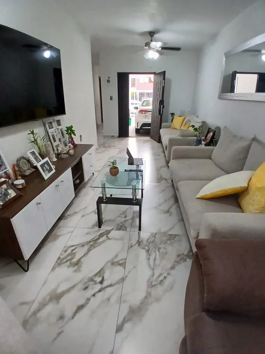Foto 3 de Casa en Venta en Lomas de Zapopan - Ronda 2215