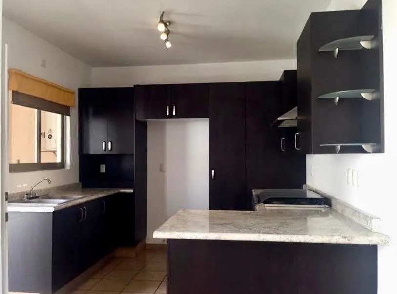 Foto 2 de CASA EN VENTA VILLA CALIFORNIA TLAJOMULCO DE ZÚÑIGA JALISCO