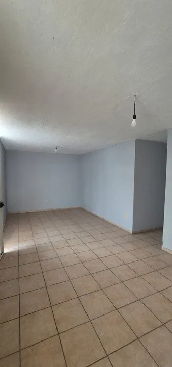 Foto 2 de Renta Casa en Las Águilas
