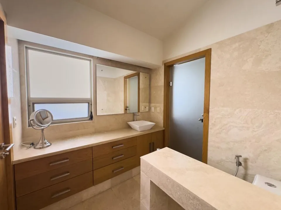 Foto 3 de RESIDENCIA EN LAS CAÑADAS, ZAPOPAN, DENTRO DE COTO EXCLUSIVO