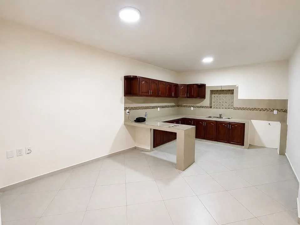 Foto 2 de Casa con Local Comercial en Venta en Centro de Ciudad Guzmán | Av. Reforma