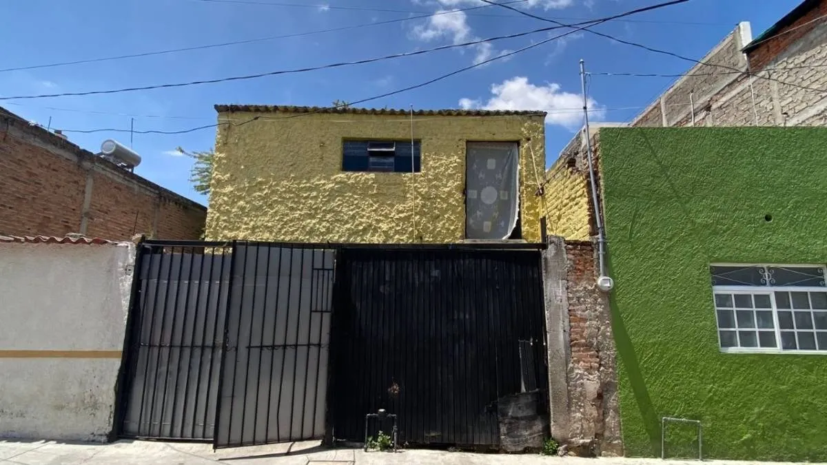 Casa en venta en Cuenca, Santa Elena De La Cruz, Guadalajara