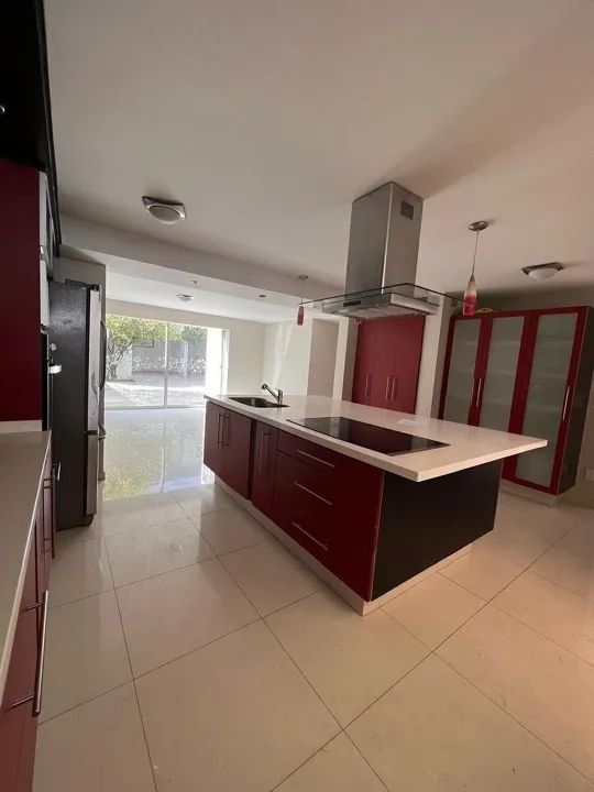 Foto 2 de CASA EN VENTA EN JARDINES VALLARTA