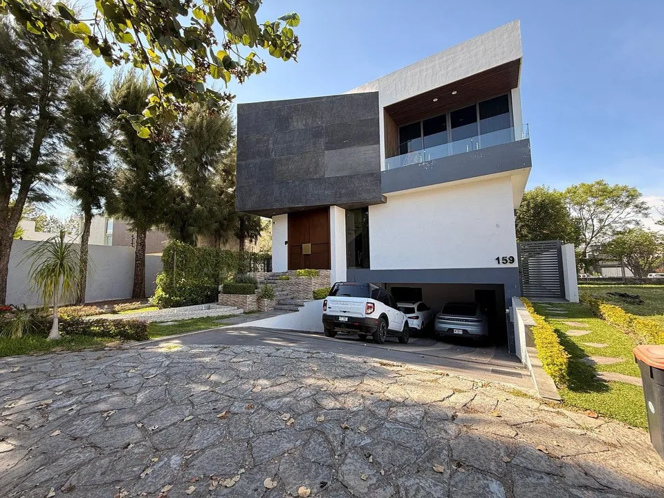 Foto 2 de Hermosa Residencia Venta en AraucaII