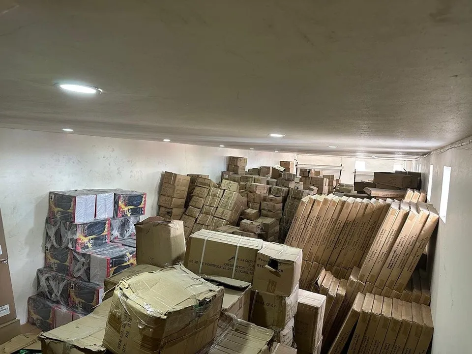 Foto 6 de Bodega en renta Paraísos del Colli.!