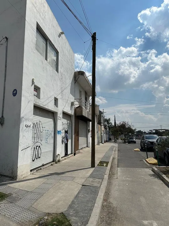 Foto 7 de Bodega en renta Paraísos del Colli.!