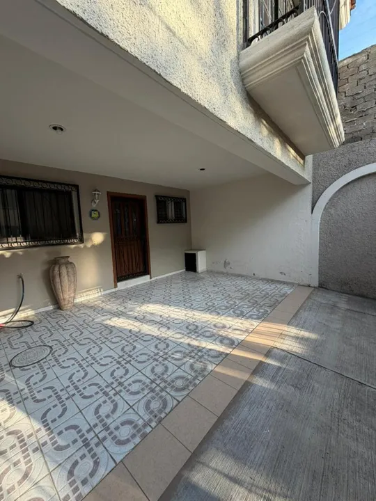 Foto 3 de CASA EN VENTA EN ALTAMIRA