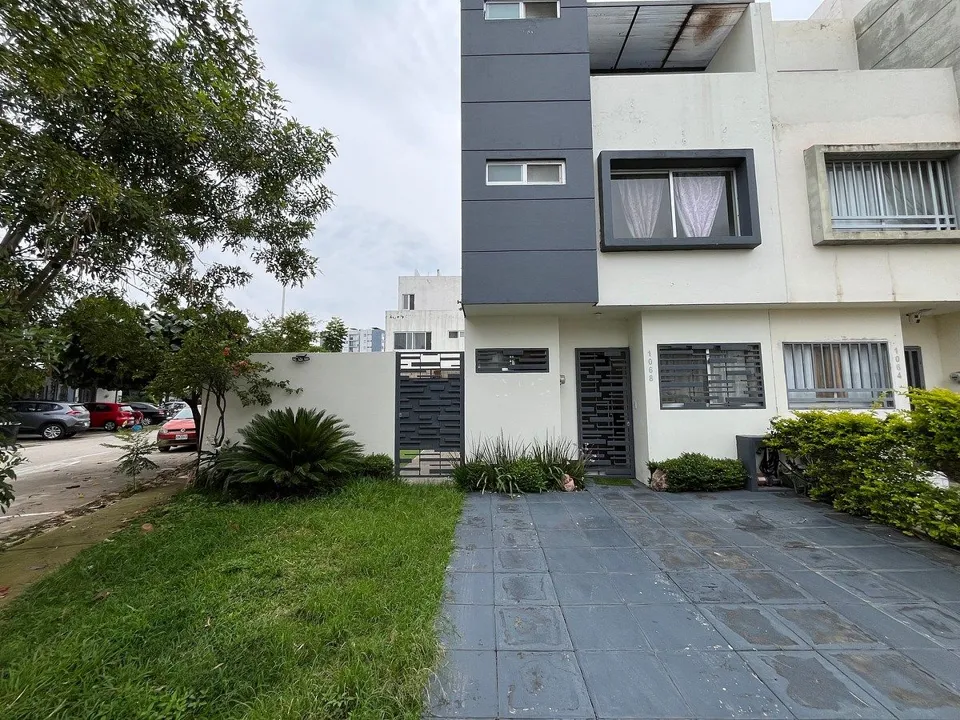 Casa en Renta en Altaluz