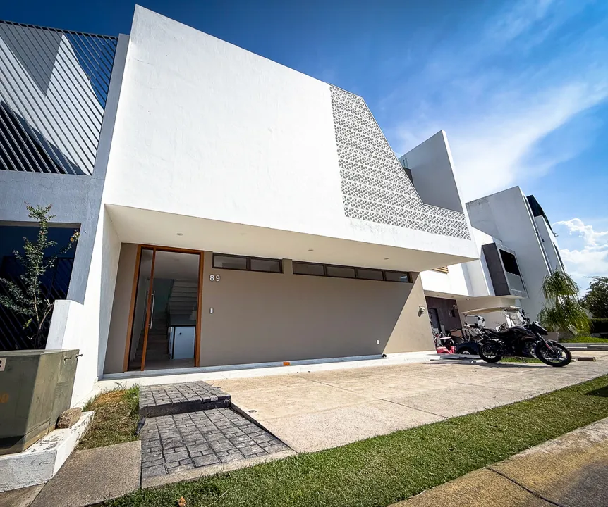 Foto 2 de Residencia en venta en Valle Imperial coto Romano