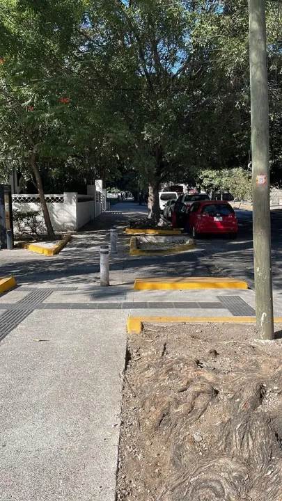 Foto 9 de Terreno en Venta para desarrollar en Av La Paz
