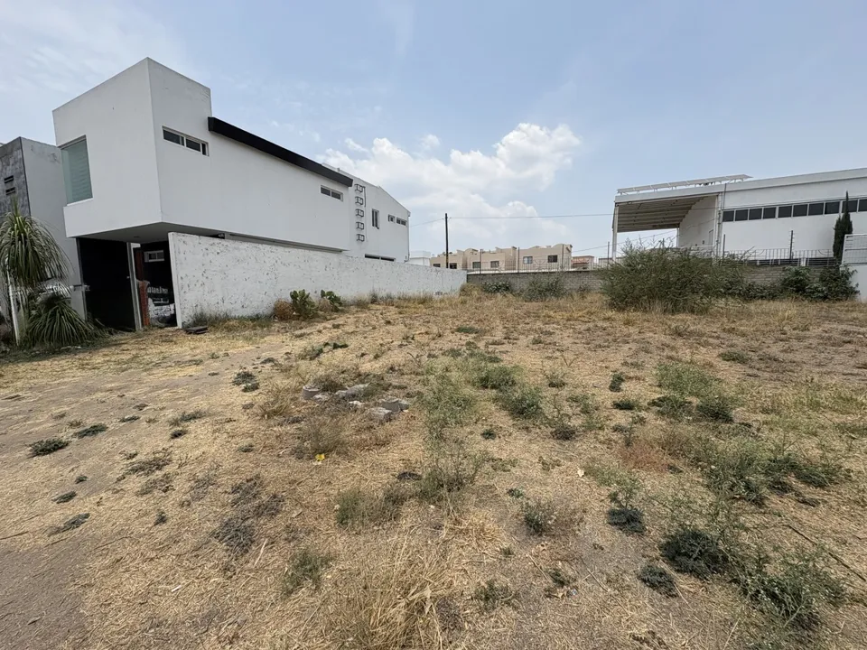 Foto 4 de Terreno en Venta Casa Fuerte Coto Muralla