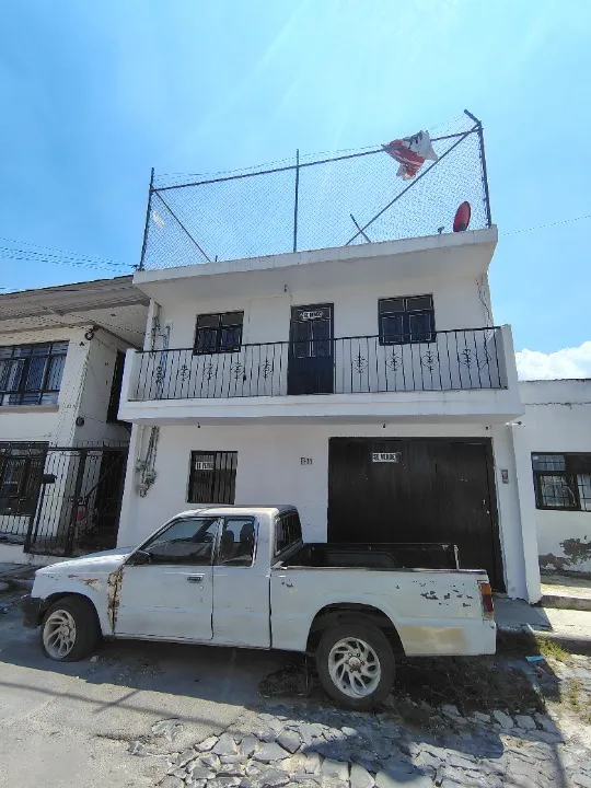 Casa en venta en calle Niquel, Arenales Tapatios, Zapopan