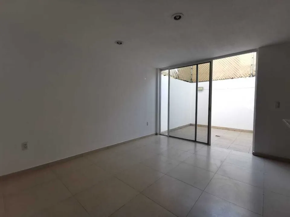 Foto 6 de Casa en Renta Santa Ana Tepetitlán - Coto Abedul