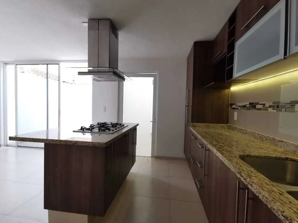 Foto 8 de Casa en Renta Santa Ana Tepetitlán - Coto Abedul