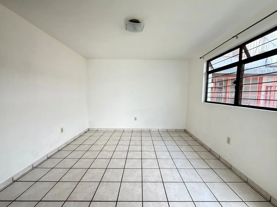 Foto 4 de Casa en Renta en Chapalita | Ideal Para Oficinas a Puerta Cerrada