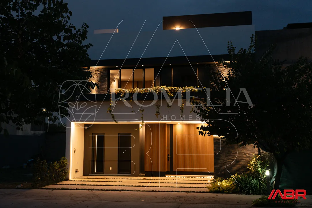 CASA NUEVA EN VENTA EN BAJÍO HÁBITAT | LUJO, DOMÓTICA Y ROOF GARDEN