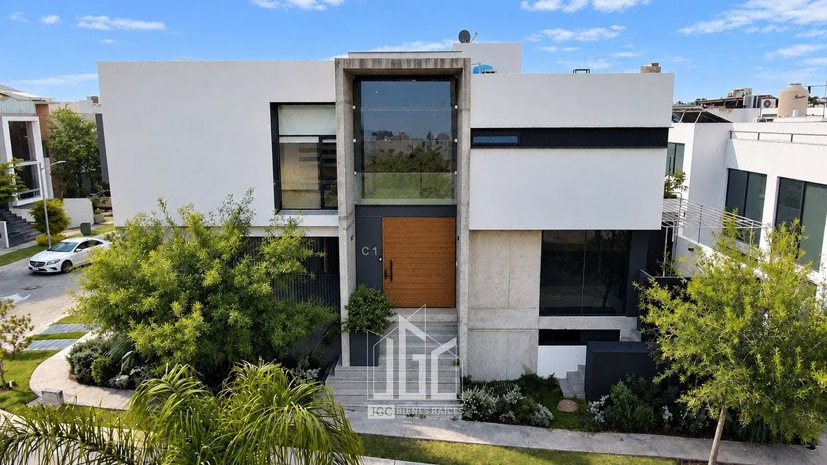 Foto 3 de CASA EN VENTA EN PARQUE VIRREYES | ZAPOPAN