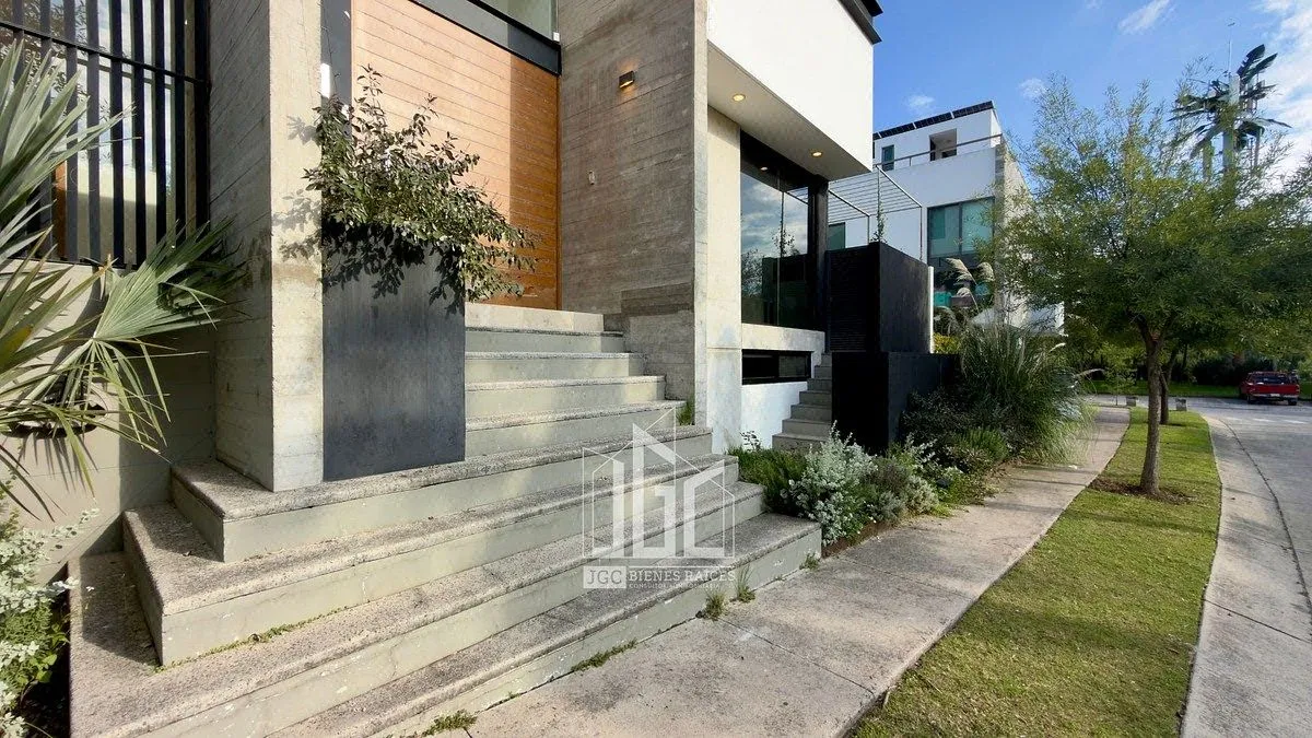 Foto 4 de CASA EN VENTA EN PARQUE VIRREYES | ZAPOPAN