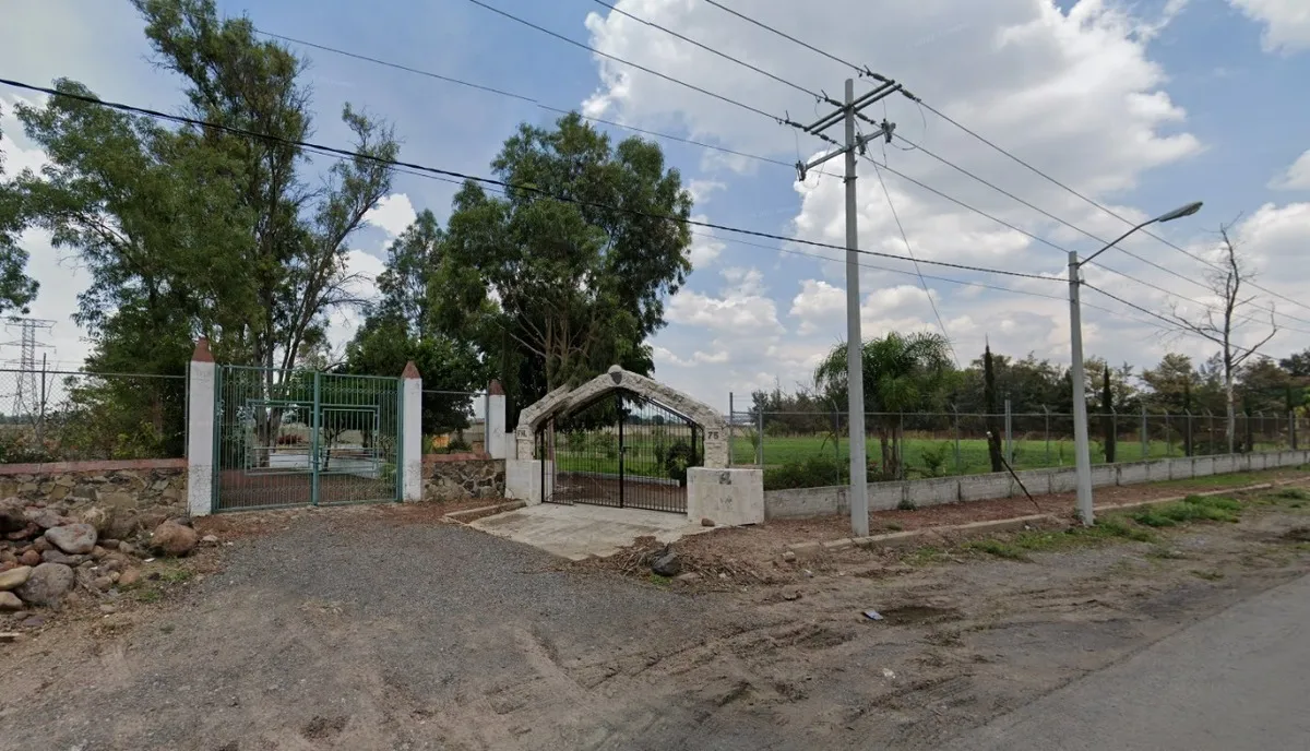 Foto 2 de Terreno Industrial en Venta en Aeropuerto - Camino viejo a los Laureles 75