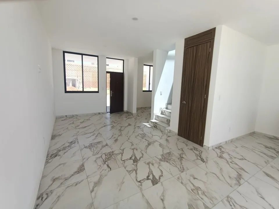 Foto 8 de Casa en Zimalta  Estudio con baño completo en planta baja