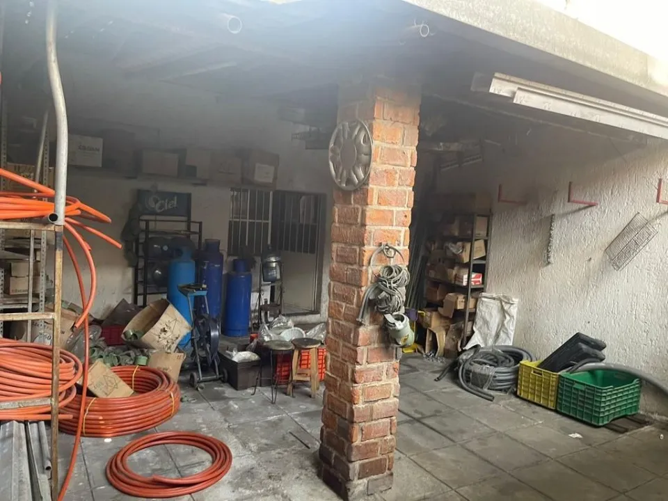 Foto 5 de Bodega Comercial en venta en Calle Andrés Terán, Santa Teresita, Guadalajara