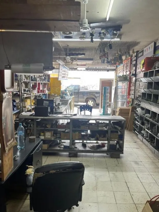 Foto 6 de Bodega Comercial en venta en Calle Andrés Terán, Santa Teresita, Guadalajara