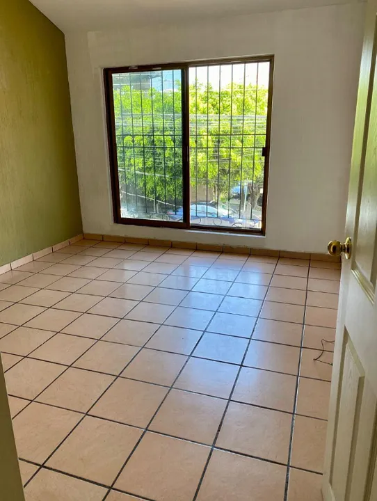 Foto 9 de Se Renta Cómoda Casa en Jardines de La Patria