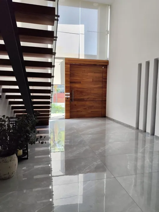 Foto 9 de RESIDENCIA CON ALBERCA EN JACARANDAS