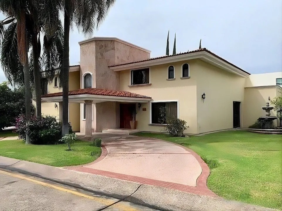 Foto 2 de Se Vende Casa en Club de Golf Santa Anita