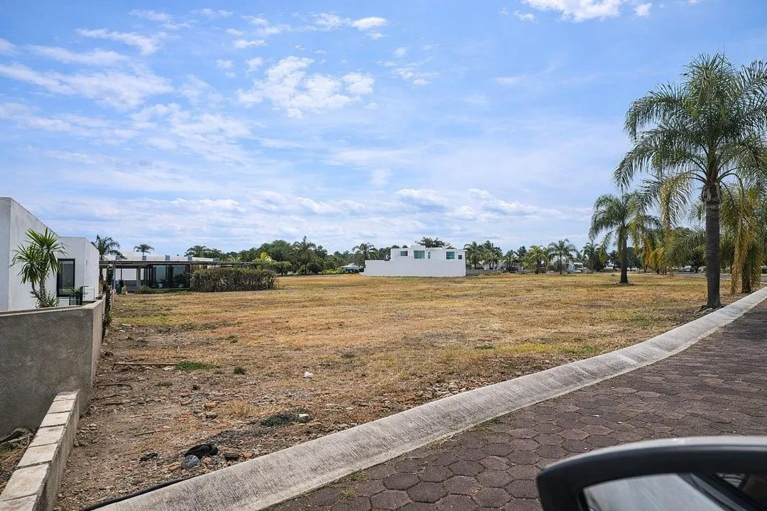 Foto 6 de Terreno en venta, en Cajititlan, Tlajomulco de Zúñiga, Jalisco.