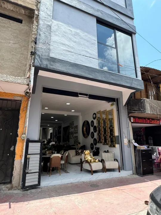 Foto 3 de Edificio Comercial Nuevo de 2 Niveles Zona Comercial de Tonala